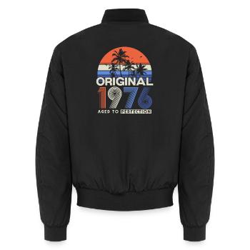 Original 1976 Vintage Retro Geburtstag Geschenk - Unisex Bomberjacke - Schwarz - Hinten - AI Model Male 185 light (185cm)