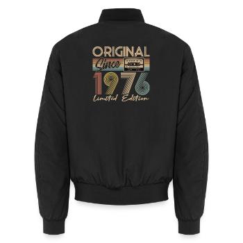 50. Geburtstag, 50 Jahre - Unisex Bomberjacke - Schwarz - Hinten - AI Model Male 185 light (185cm)