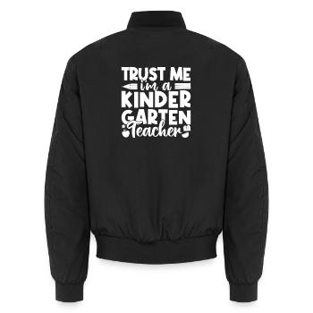 Enseignante de maternelle Crois-moi, je suis enseignante en garderie - Bomber unisexe - noir - Dos - AI Model Male 185 light (185cm)