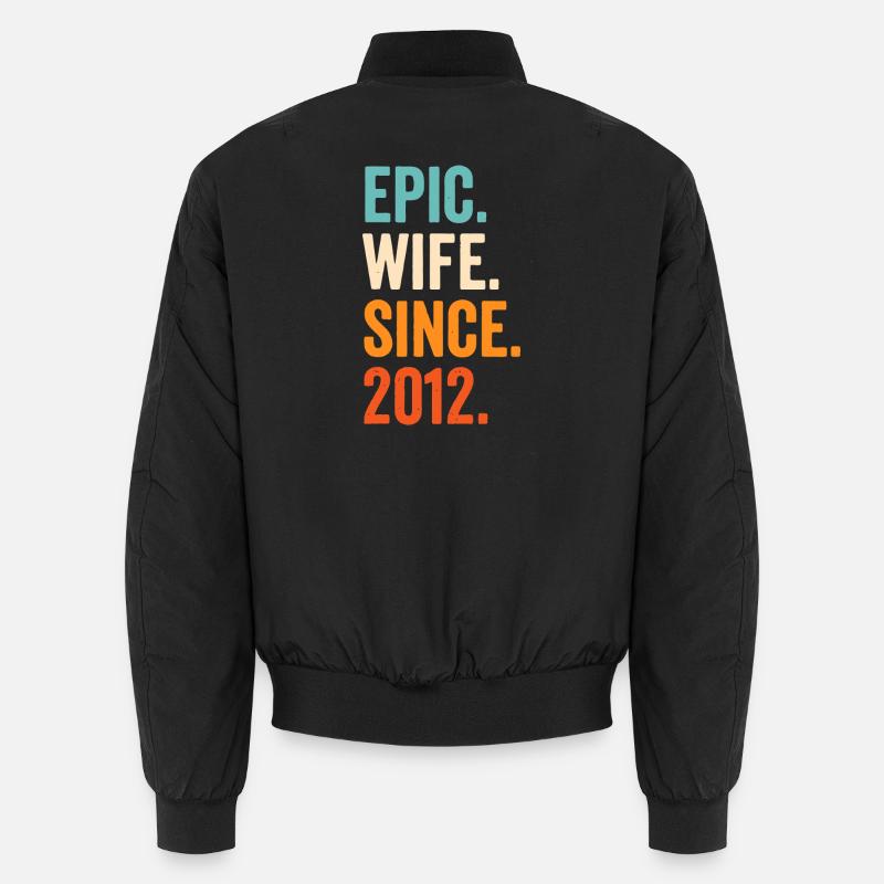 Epische Ehefrau seit 2012 Unisex Bomberjacke