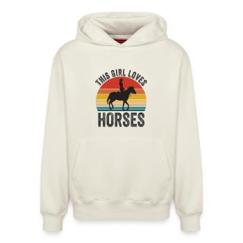 Dieses Mädchen liebt Pferde - Relaxed Unisex Organic Hoodie – von SPREAD - Naturweiß - Vorne - AI Model Female 172 dark (172cm) & AI Model Male 178 light (178cm)