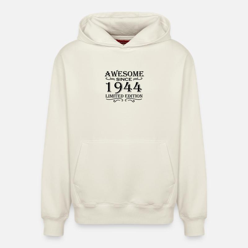1944 - Né en 1944 - Sweat à capuche unisexe décontracté en coton biologique – de SPREAD - blanc cassé