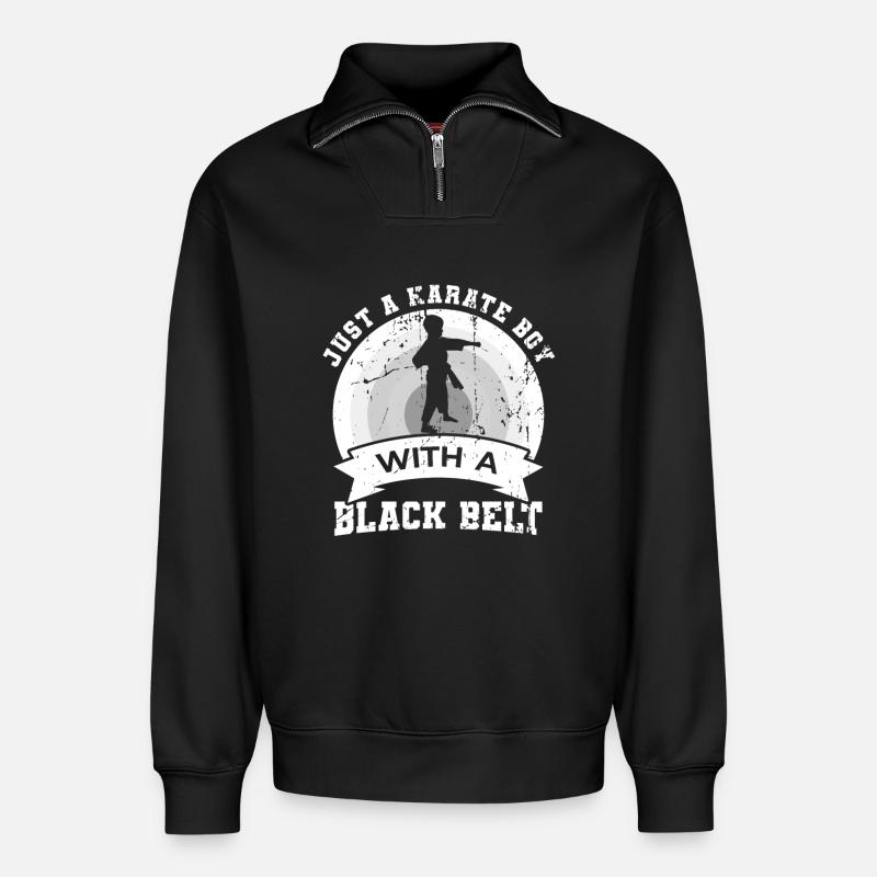Karate Junge - Relaxed Unisex Organic Half Zip Sweatshirt – von SPREAD - Schwarz