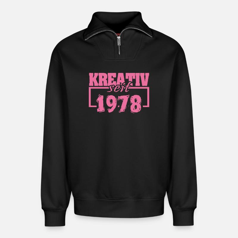Maler 1978 - Relaxed Unisex Organic Half Zip Sweatshirt – von SPREAD - Schwarz