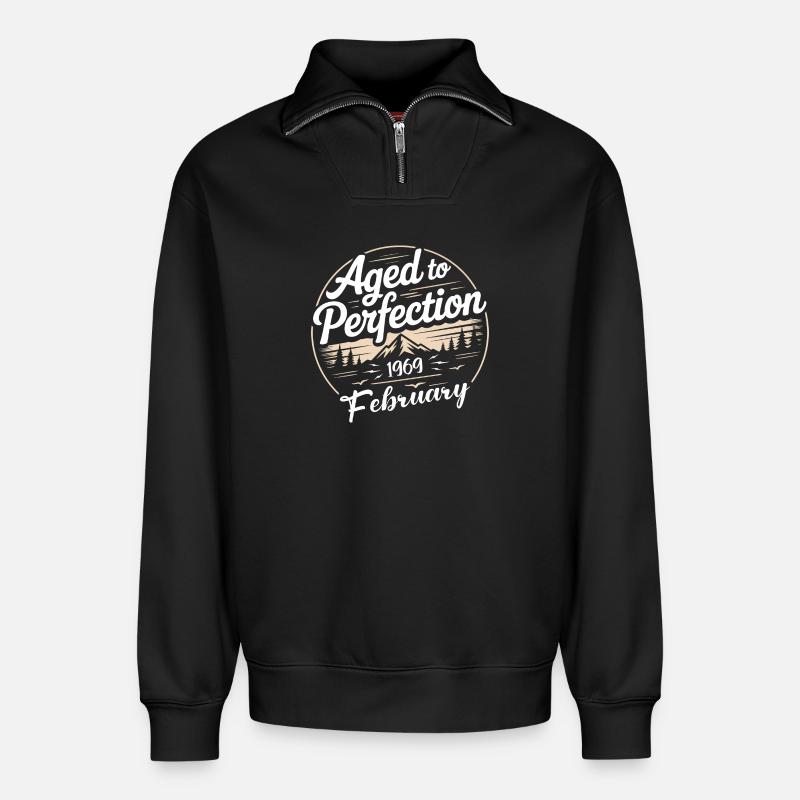 Februar 1969 - Relaxed Unisex Organic Half Zip Sweatshirt – von SPREAD - Schwarz
