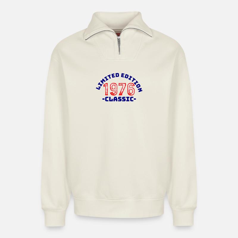 Limited Edition 1976 Classic Tee - Relaxed Unisex Organic Half Zip Sweatshirt – von SPREAD - Naturweiß