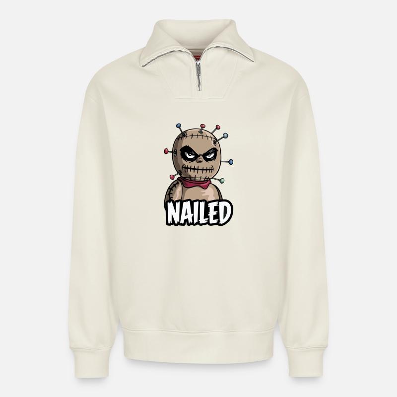 Voodoo Puppe - Relaxed Unisex Organic Half Zip Sweatshirt – von SPREAD - Naturweiß