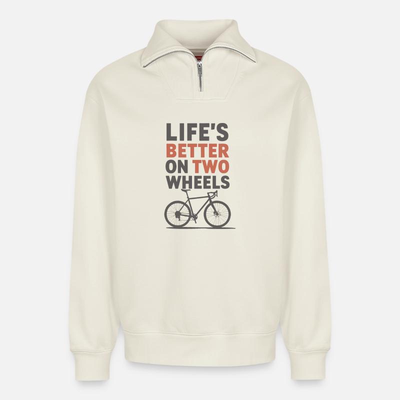 Life's better on two wheels - Relaxed Unisex Organic Half Zip Sweatshirt – von SPREAD - Naturweiß