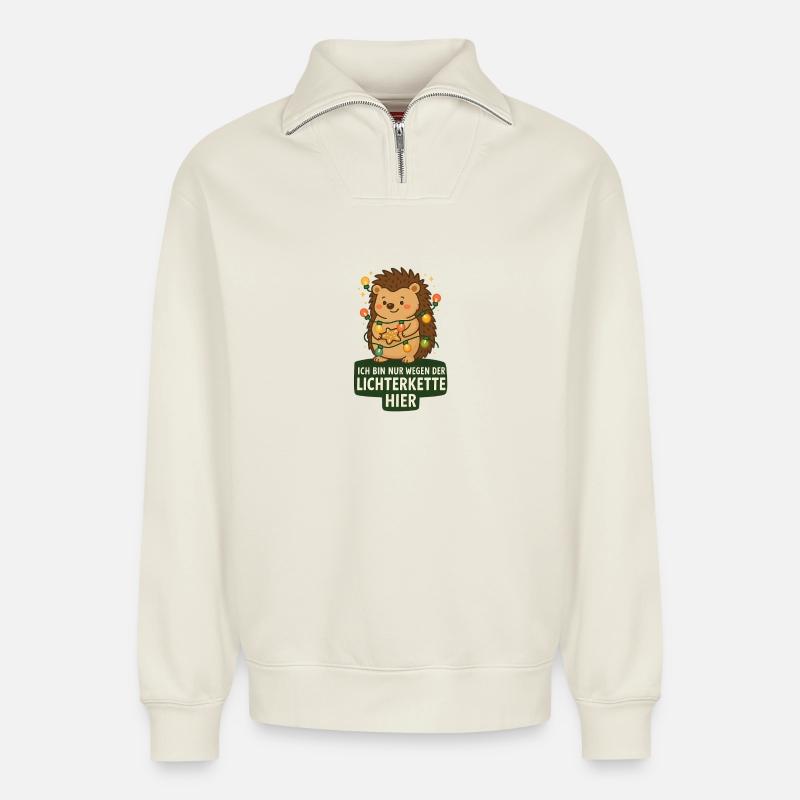 Igel mit Lichterkette - Relaxed Unisex Organic Half Zip Sweatshirt – von SPREAD - Naturweiß