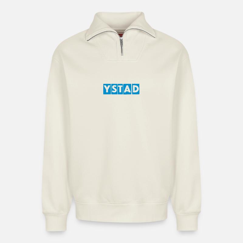 Ystad – Blaues Textdesign - Relaxed Unisex Organic Half Zip Sweatshirt – von SPREAD - Naturweiß