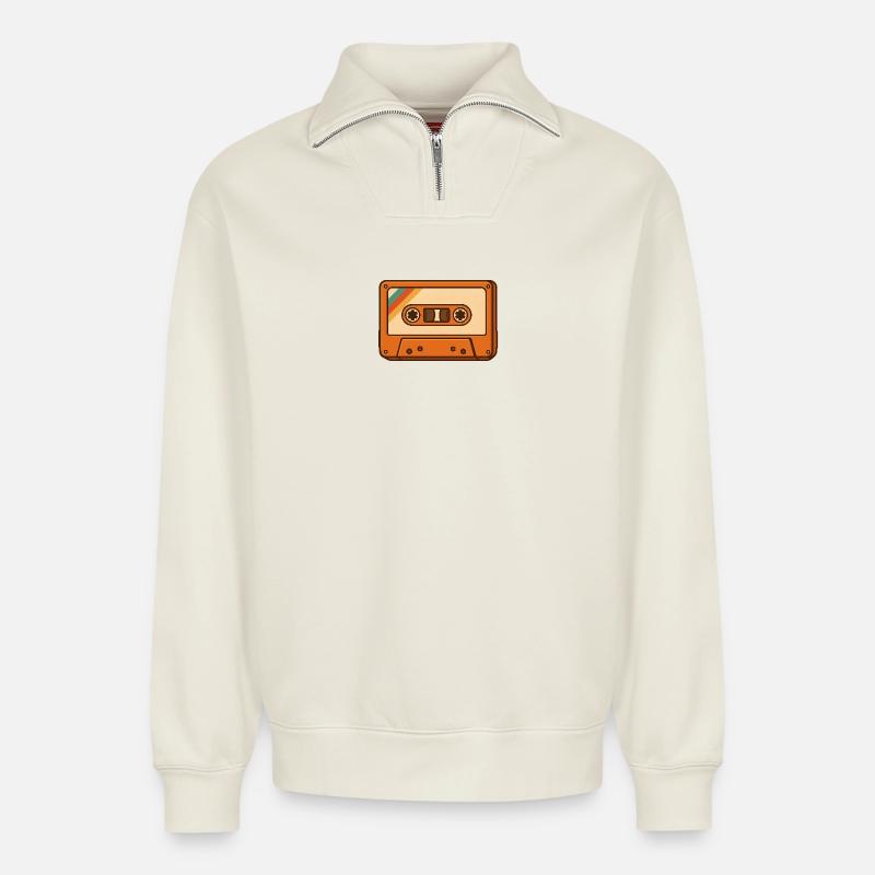 Retro Kassette - Relaxed Unisex Organic Half Zip Sweatshirt – von SPREAD - Naturweiß