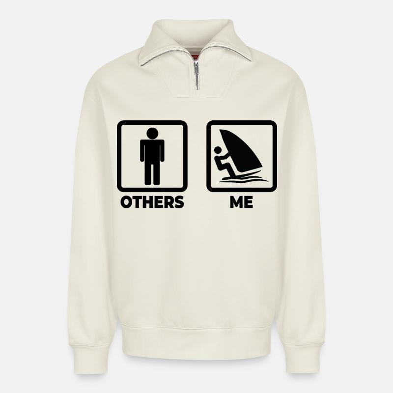 Windsurfer Zeitplan - Relaxed Unisex Organic Half Zip Sweatshirt – von SPREAD - Naturweiß
