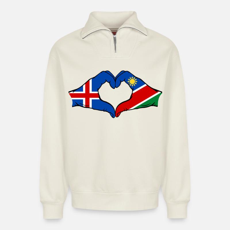 Island_Namibia_Flagge_Hände_Herzform - Relaxed Unisex Organic Half Zip Sweatshirt – von SPREAD - Naturweiß