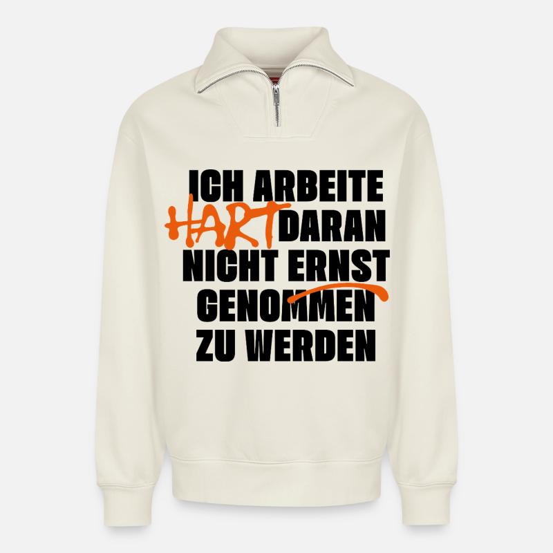Nicht ernst genommen werden - Relaxed Unisex Organic Half Zip Sweatshirt – von SPREAD - Naturweiß