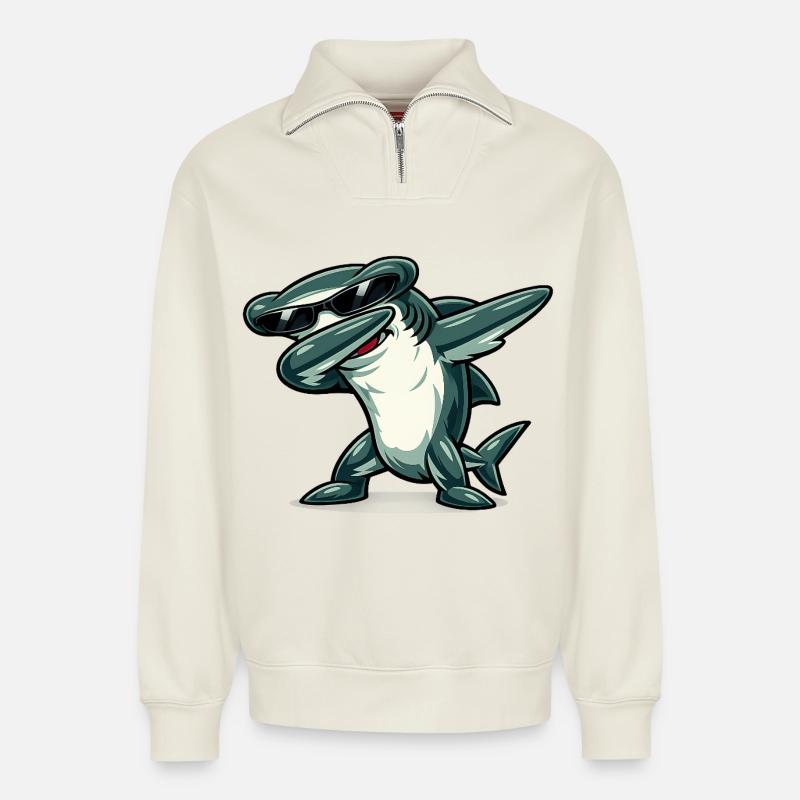 Dabbing Hammerhai - Relaxed Unisex Organic Half Zip Sweatshirt – von SPREAD - Naturweiß