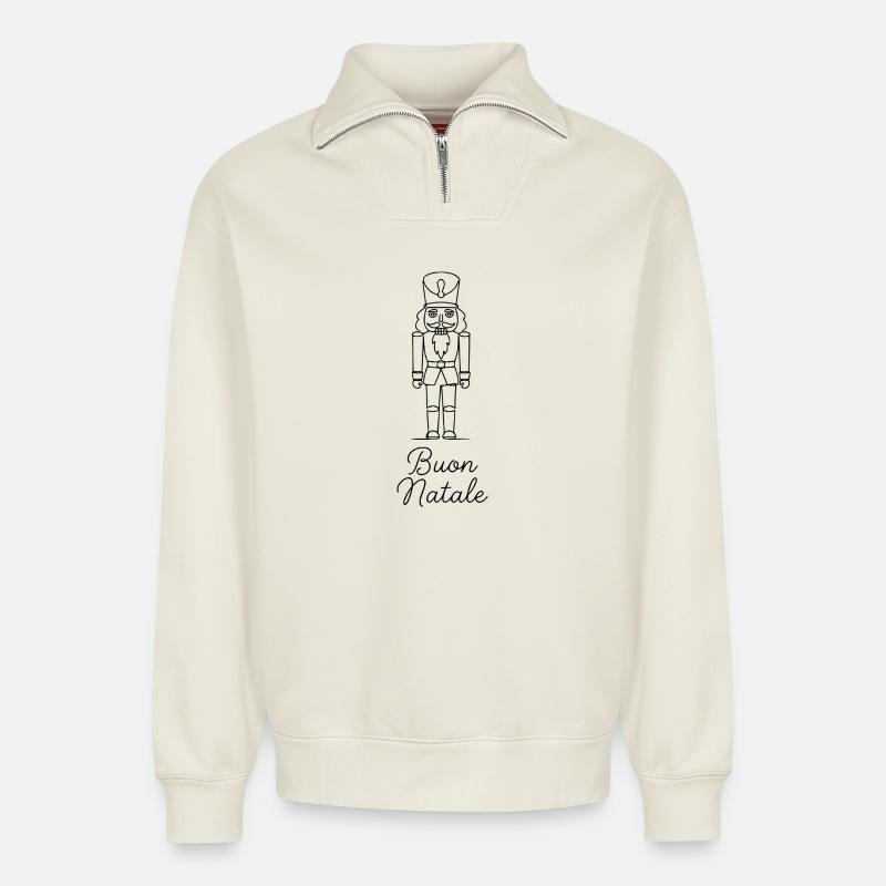 Buon Natale Nussknacker Weihnachten - Relaxed Unisex Organic Half Zip Sweatshirt – von SPREAD - Naturweiß
