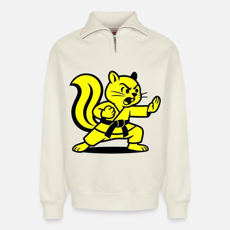 Karaté Écureuils ! - Sweat unisexe décontracté en coton biologique à demi-zip – de SPREAD - blanc cassé