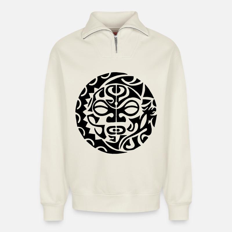 Polynesischer Schädel (Schwarz) - Relaxed Unisex Organic Half Zip Sweatshirt – von SPREAD - Naturweiß