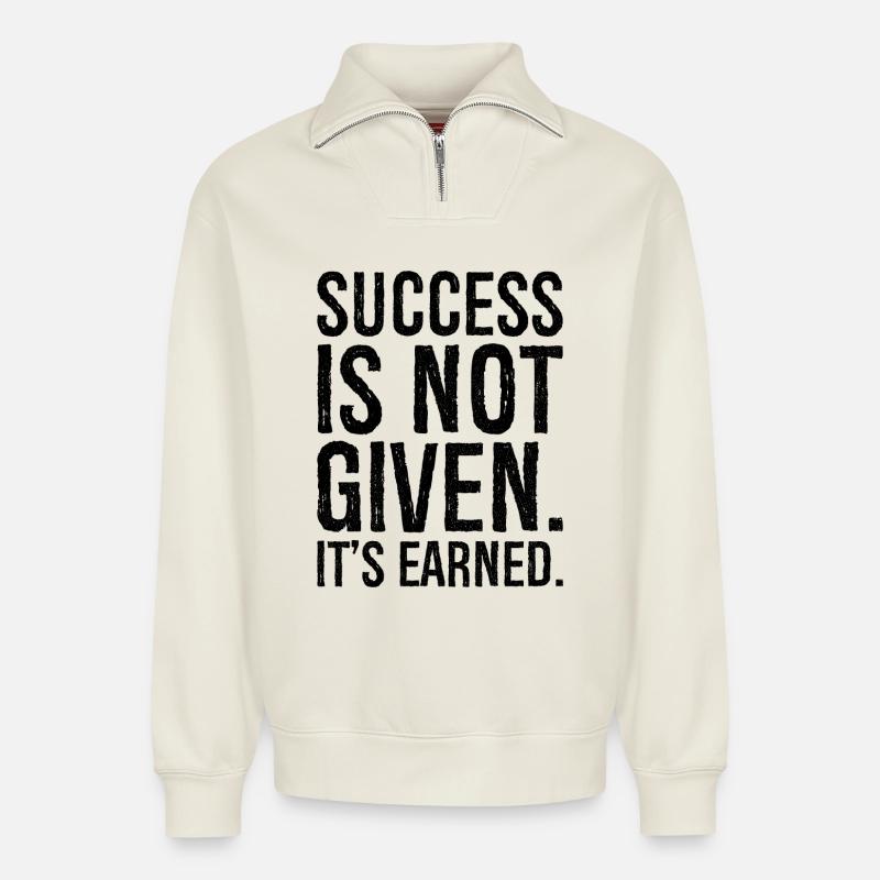 success is not given it's earned - Sweat unisexe décontracté en coton biologique à demi-zip – de SPREAD - blanc cassé