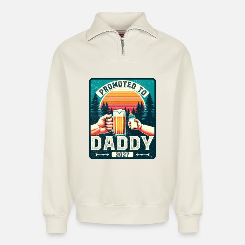Werdender Papa loading Zukünftiger Vater 2027 - Relaxed Unisex Organic Half Zip Sweatshirt – von SPREAD - Naturweiß