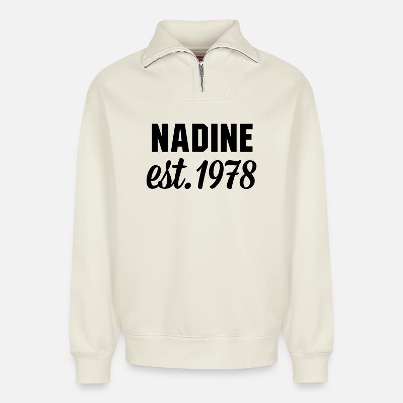 Nadine est 1978 - Relaxed Unisex Organic Half Zip Sweatshirt – von SPREAD - Naturweiß
