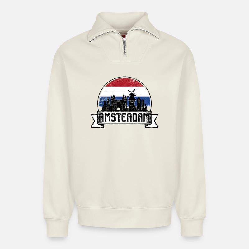 Amsterdam Retro Skyline Abzeichen - Relaxed Unisex Organic Half Zip Sweatshirt – von SPREAD - Naturweiß