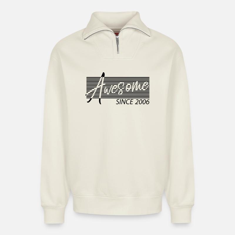 Awesome Since 2006 - Relaxed Unisex Organic Half Zip Sweatshirt – von SPREAD - Naturweiß