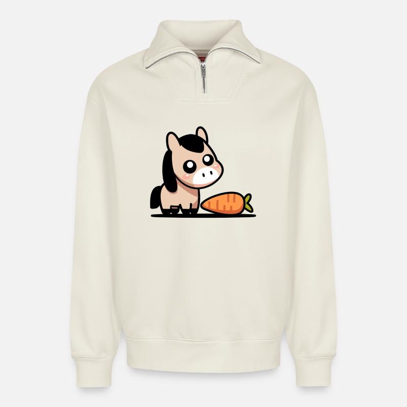 Pferdchen mit Karotte - Relaxed Unisex Organic Half Zip Sweatshirt – von SPREAD - Naturweiß
