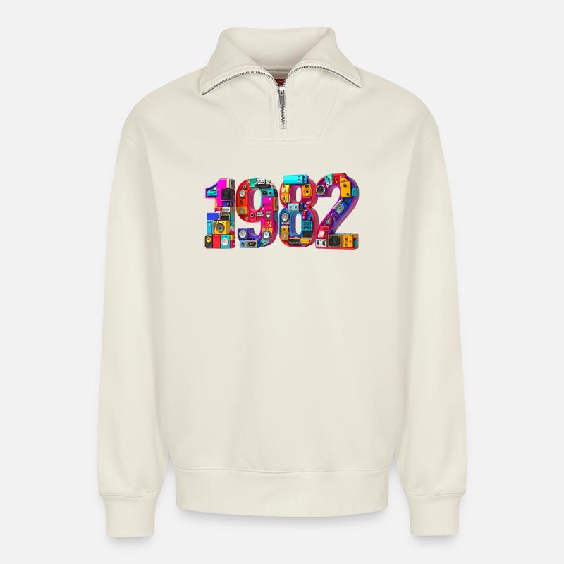 1982 – Geburt, Abitur, Einschulung, Heirat, Ehe - Relaxed Unisex Organic Half Zip Sweatshirt – von SPREAD - Naturweiß