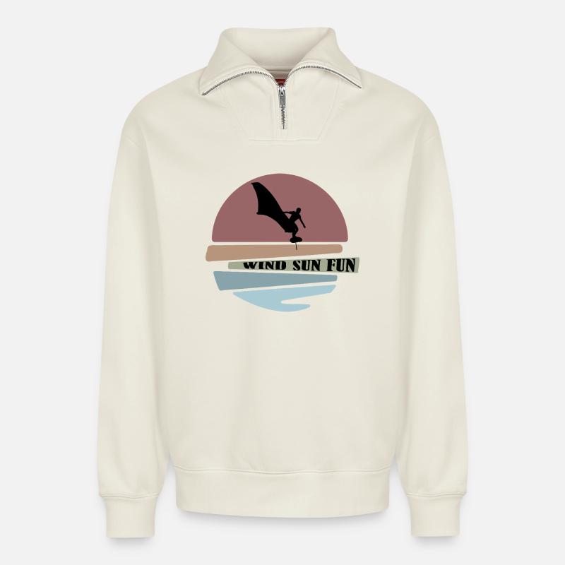 Wingfoil coucher de soleil Silhouette - Sweat unisexe décontracté en coton biologique à demi-zip – de SPREAD - blanc cassé