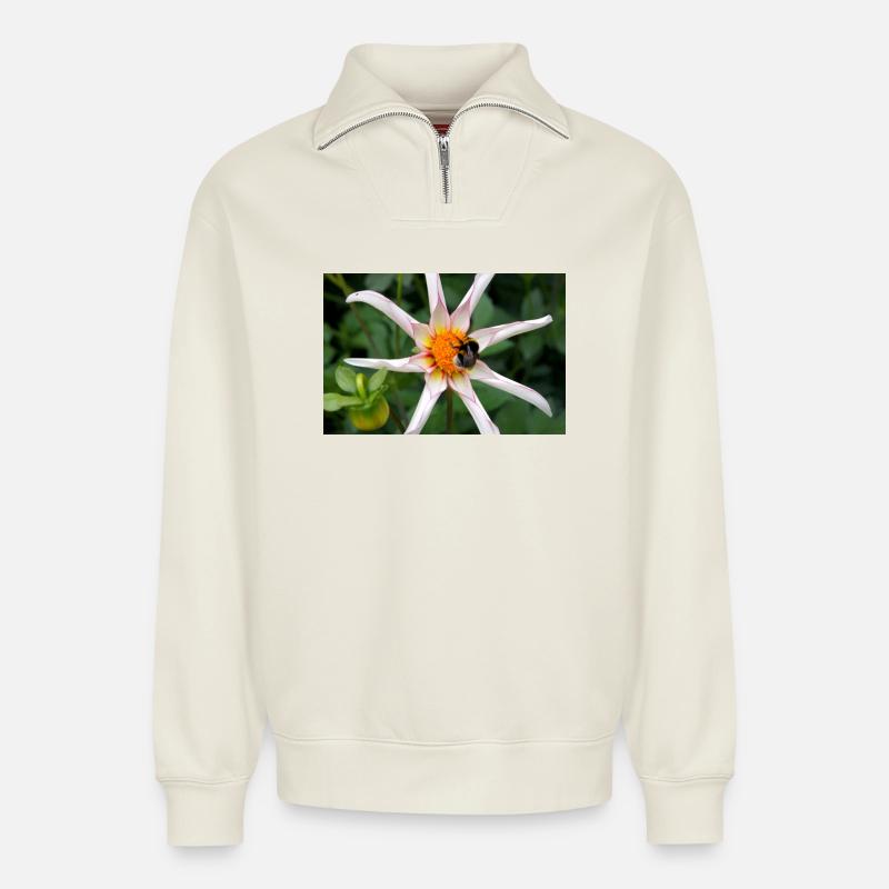 Blume mit Hummel - Relaxed Unisex Organic Half Zip Sweatshirt – von SPREAD - Naturweiß