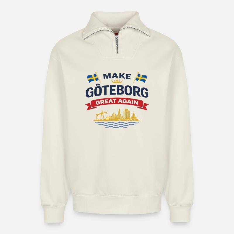 Göteborg-Silhouette mit schwedischen Flaggen - Relaxed Unisex Organic Half Zip Sweatshirt – von SPREAD - Naturweiß