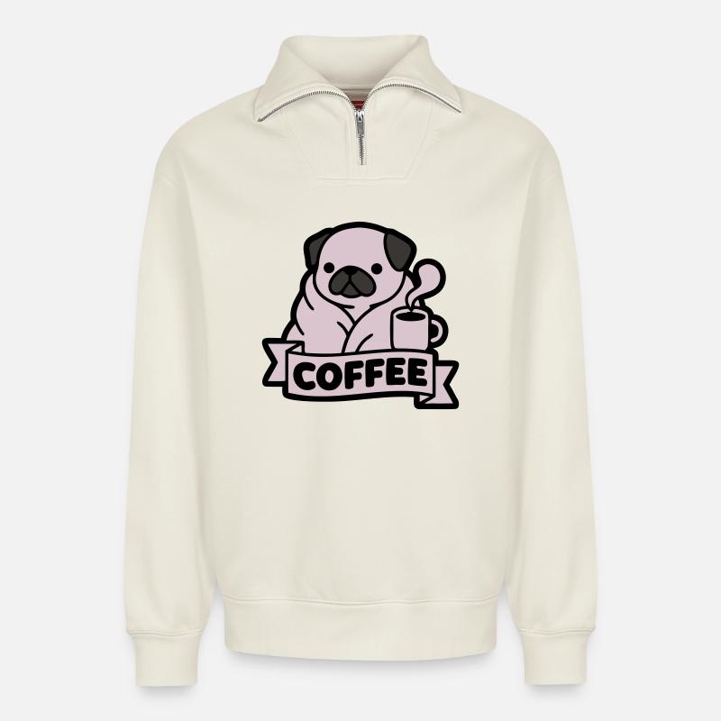 Mops Kaffee Morgenmuffel Banner - Relaxed Unisex Organic Half Zip Sweatshirt – von SPREAD - Naturweiß