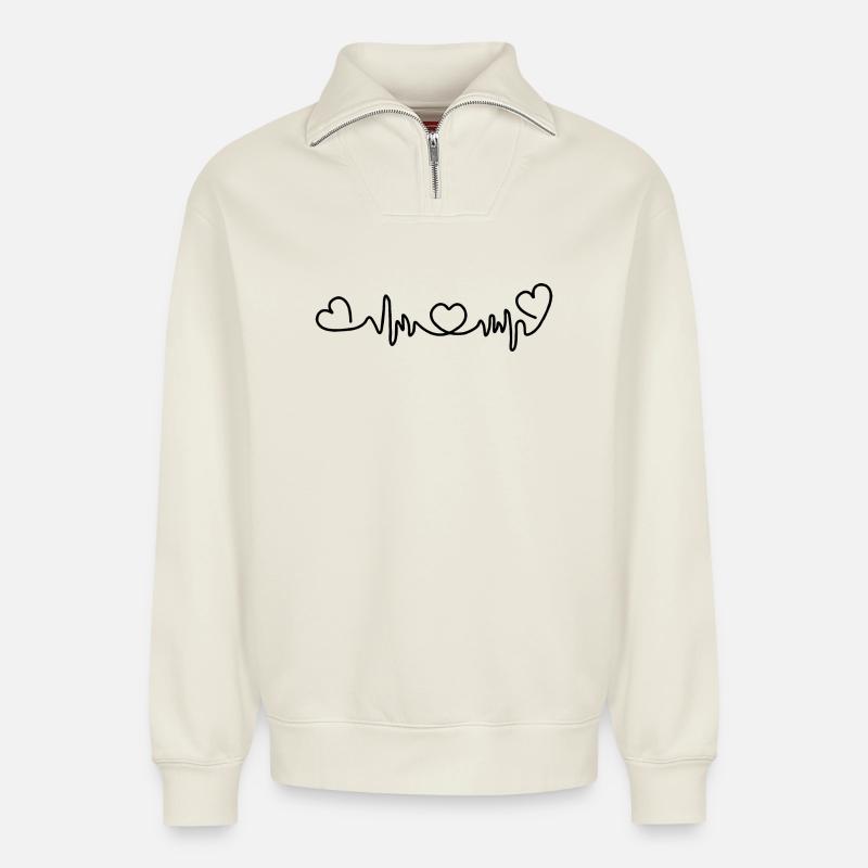 Herzfrequenz mit drei Herzen - Relaxed Unisex Organic Half Zip Sweatshirt – von SPREAD - Naturweiß