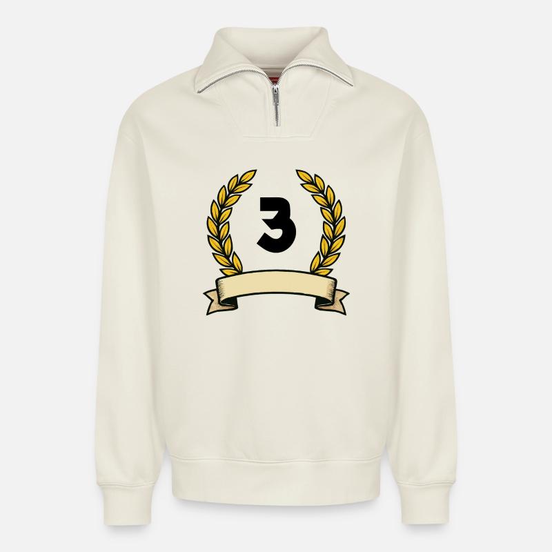 Goldener Lorbeerkranz Nummer 3 - Relaxed Unisex Organic Half Zip Sweatshirt – von SPREAD - Naturweiß