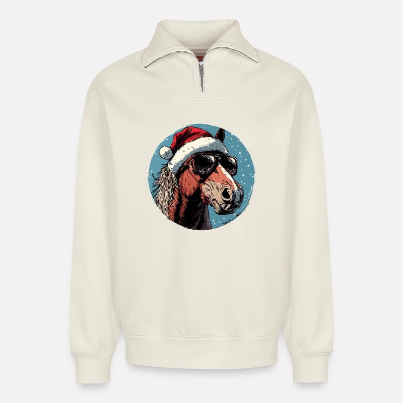 Weihnachts-Pferd mit Sonnenbrille - Relaxed Unisex Organic Half Zip Sweatshirt – von SPREAD - Naturweiß