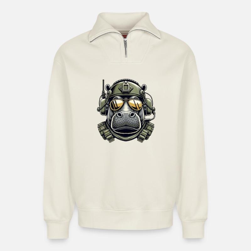 Nilpferd Militär Design - Relaxed Unisex Organic Half Zip Sweatshirt – von SPREAD - Naturweiß