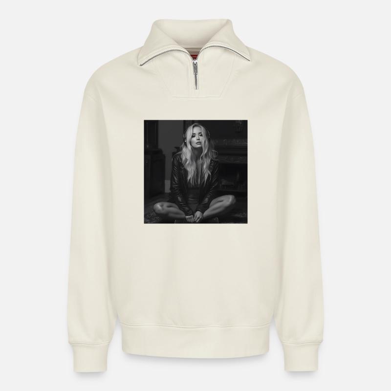 Maxima im Dunkeln - Relaxed Unisex Organic Half Zip Sweatshirt – von SPREAD - Naturweiß