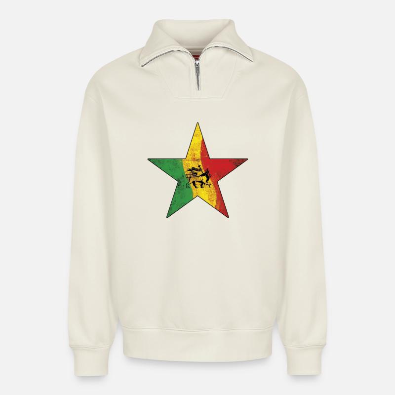 Reggae Löwe mit Rastafarbe - Relaxed Unisex Organic Half Zip Sweatshirt – von SPREAD - Naturweiß