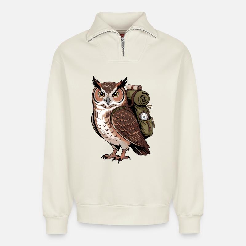Wandernde Eule mit Rucksack - Relaxed Unisex Organic Half Zip Sweatshirt – von SPREAD - Naturweiß