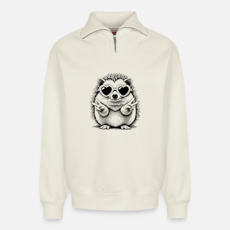 Cooler Igel mit Herzbrille - Relaxed Unisex Organic Half Zip Sweatshirt – von SPREAD - Naturweiß