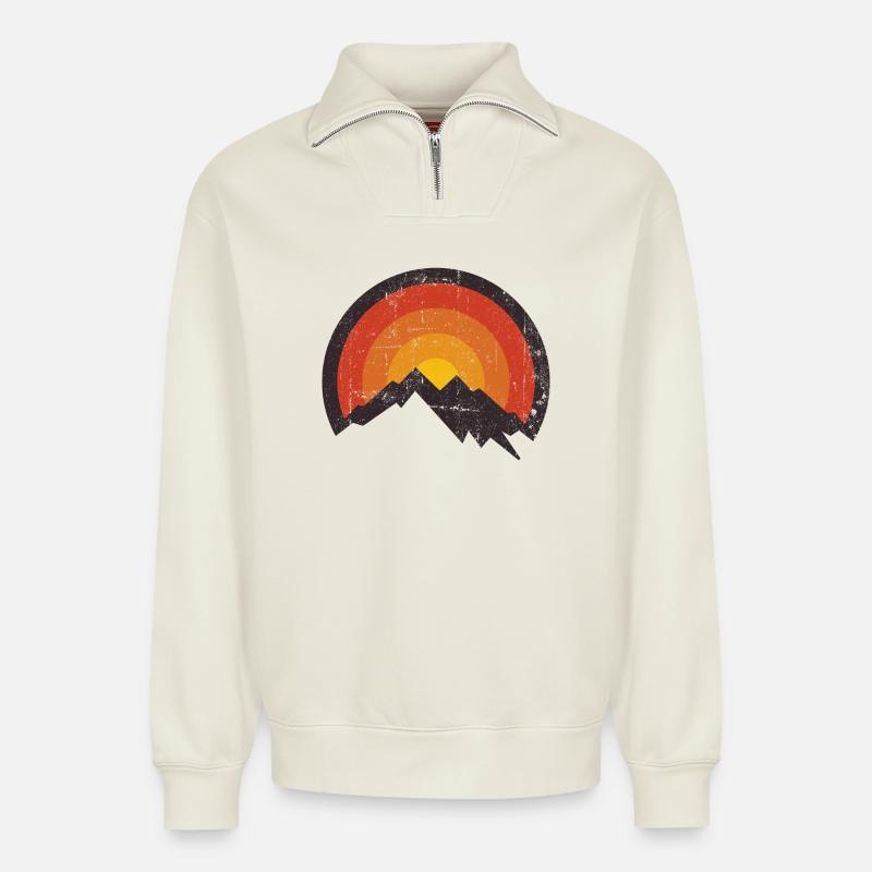 Sunset Mountain Arc - Relaxed Unisex Organic Half Zip Sweatshirt – von SPREAD - Naturweiß