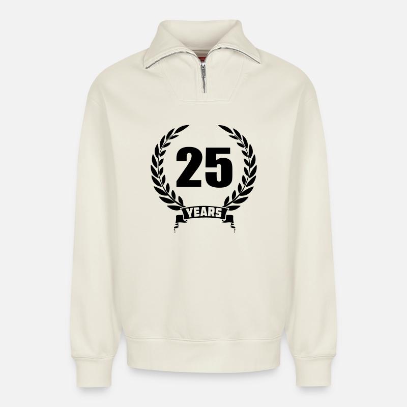 Lorbeerkranz 25 Jahre - Relaxed Unisex Organic Half Zip Sweatshirt – von SPREAD - Naturweiß