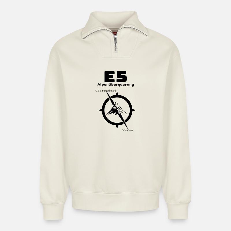 E5 Alpenüberquerung - Relaxed Unisex Organic Half Zip Sweatshirt – von SPREAD - Naturweiß