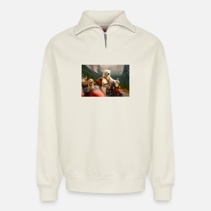 Nordisches Motorradabenteuer mit Bear - Relaxed Unisex Organic Half Zip Sweatshirt – von SPREAD - Naturweiß