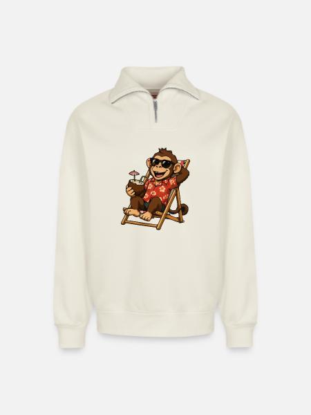 Affe am Strand im Hawaii-Look - Relaxed Unisex Organic Half Zip Sweatshirt – von SPREAD - Naturweiß