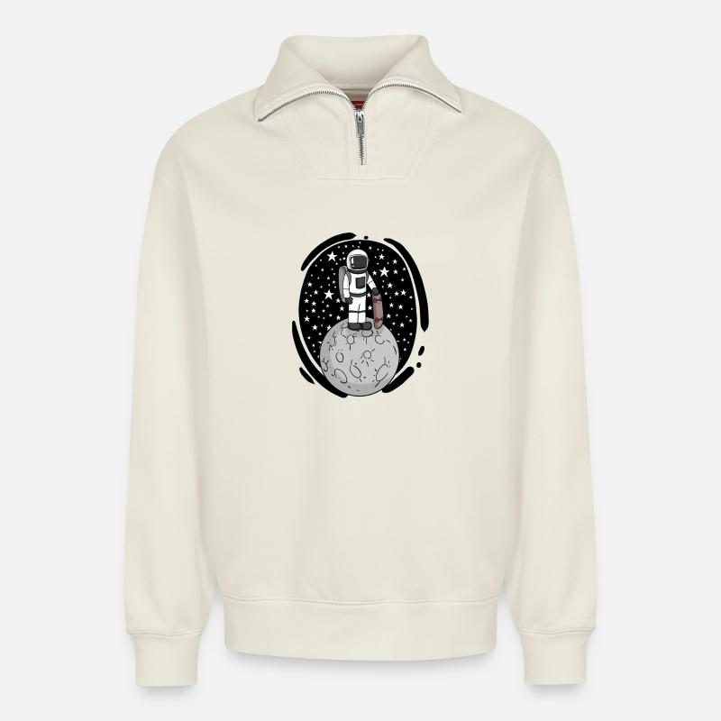 Astronaut mit Skateboard im Weltall - Relaxed Unisex Organic Half Zip Sweatshirt – von SPREAD - Naturweiß