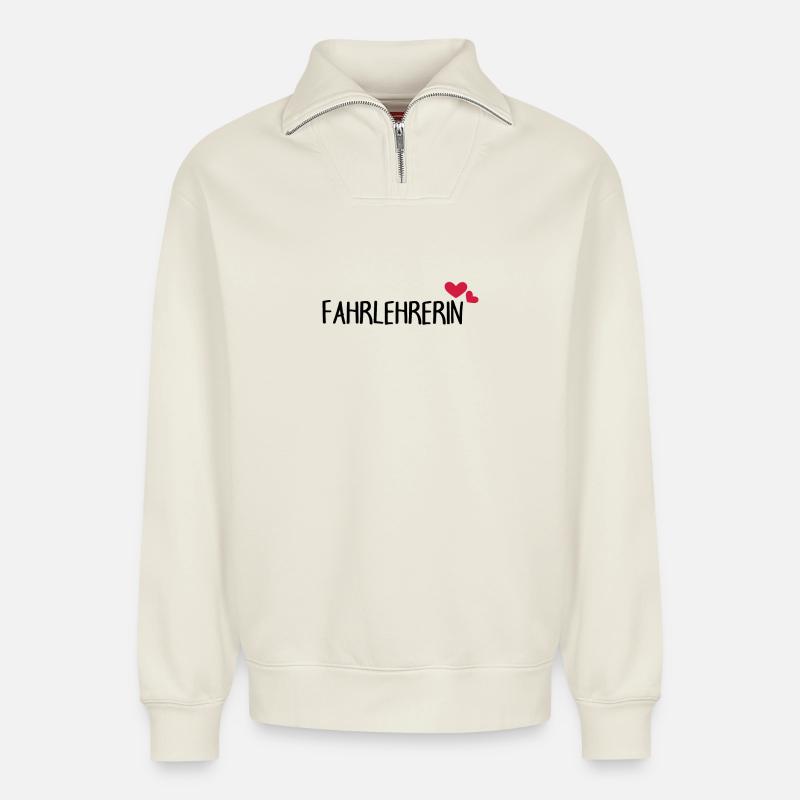 Fahrlehrerin Herz - Relaxed Unisex Organic Half Zip Sweatshirt – von SPREAD - Naturweiß