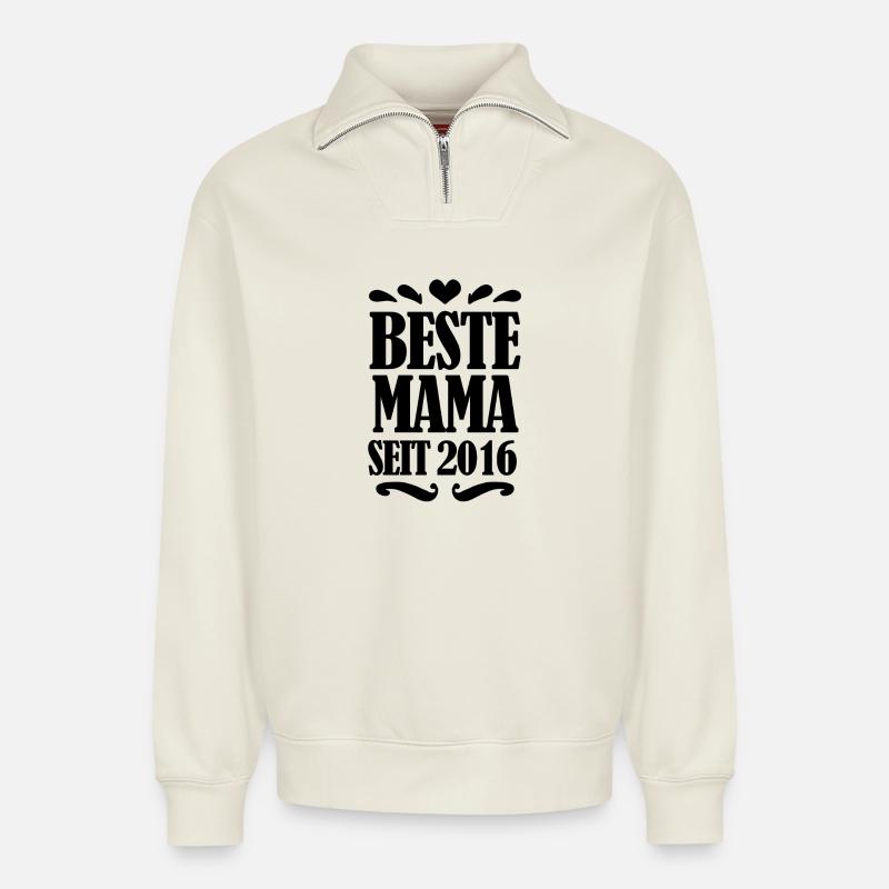 Beste Mama seit 2016 - Relaxed Unisex Organic Half Zip Sweatshirt – von SPREAD - Naturweiß