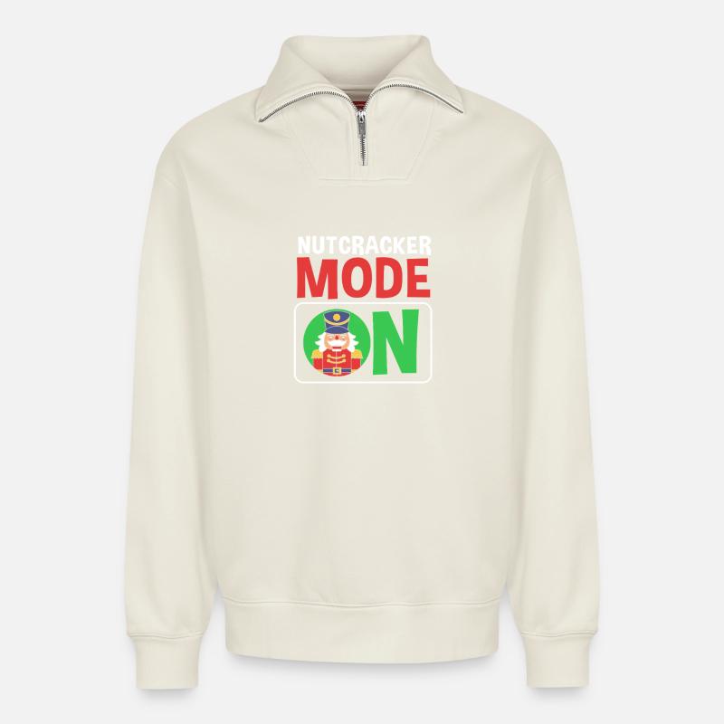 Nussknacker Weihnachten - Relaxed Unisex Organic Half Zip Sweatshirt – von SPREAD - Naturweiß